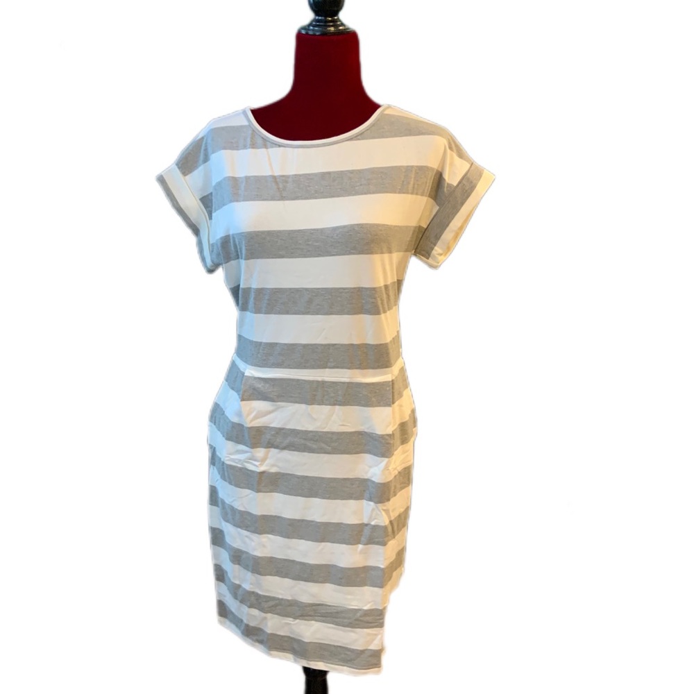 Gray and white stripe summer casual cotton dress with pockets
